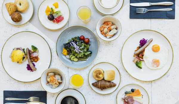 朝食ブッフェは和洋折衷