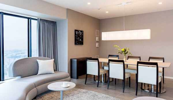 3ベッドルームコーナースイート リビング