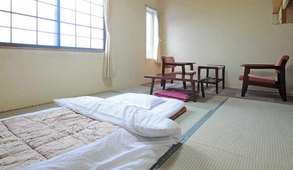 【和室の一例（6畳）】ご利用人数に応じてお部屋をご用意いたします。