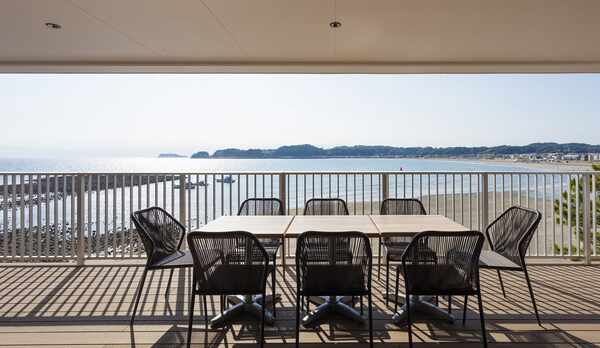 Enoshima room オーシャンフロントテラスデッキ