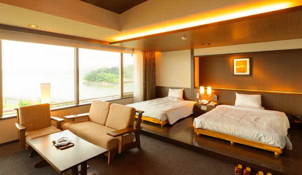 プレミアツインルーム