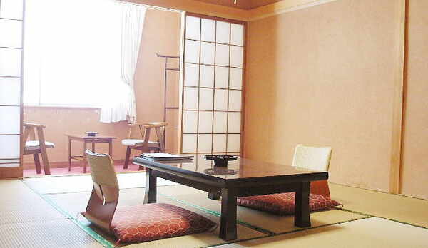 お部屋の一例　和室10畳 