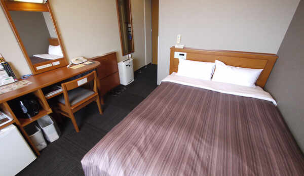 セミダブルーム！広々ベッドで仲良く！