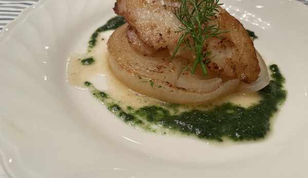 白身魚のソテー　たまねぎ　めっちゃ甘い？