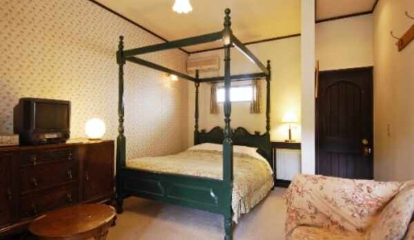 英国アンティークコテージの１０２号室