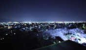 お部屋の窓から見える甲府盆地の美しい夜景をご堪能ください。