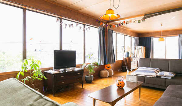 リビングからベッドルームへ２