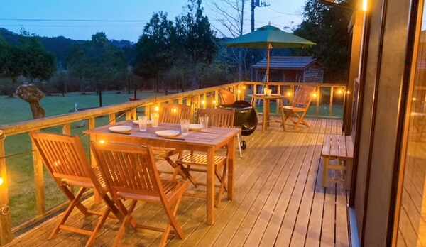 ドギーハウス　ウッドデッキ