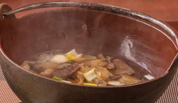 【ご夕食一例】「芋煮」山形秋の風物詩！地域ごとの味の違いをお楽しみくださいませ。 ※イメージ