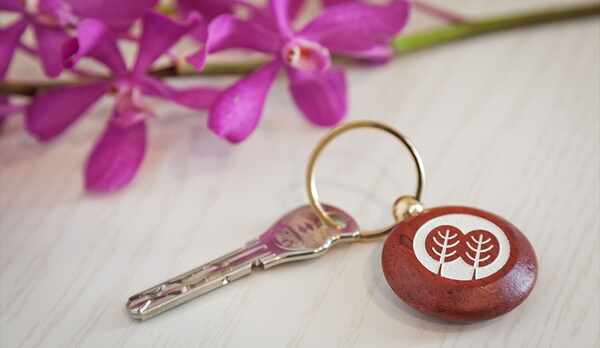 ふくぎステイズルームキー（裏側に部屋番号記載）