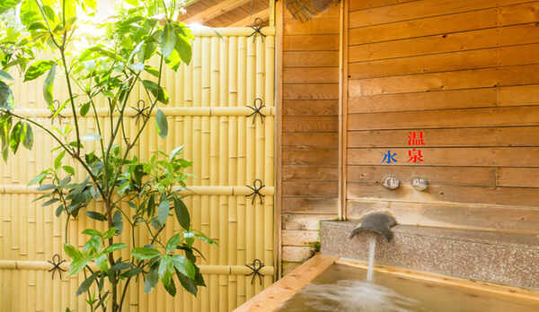 客室露天風呂　泉
