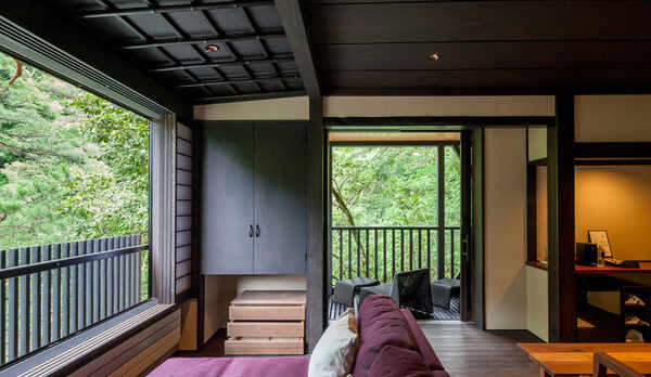 *【龍の間（至高の空間）】B1F（テラス＆温泉五右衛門内湯付）