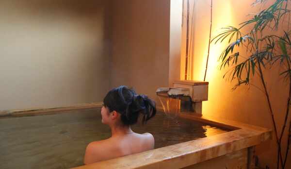 貸切風呂　入浴イメージ