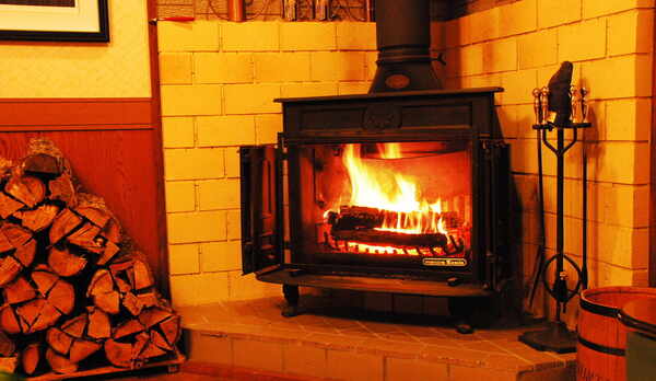 薪ストーブ