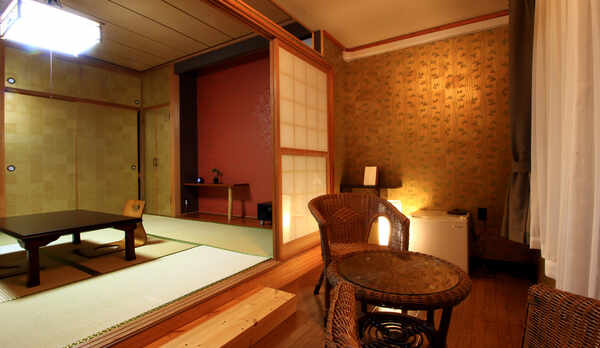 主の趣向が詰まった内装・・・少し殿様気分が味わえる