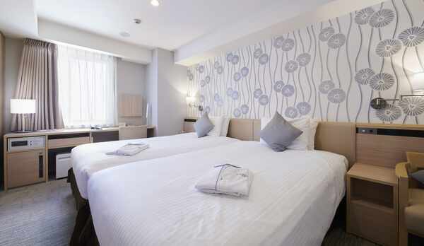 ツインルーム（24㎡）はバス・トイレがセパレートです