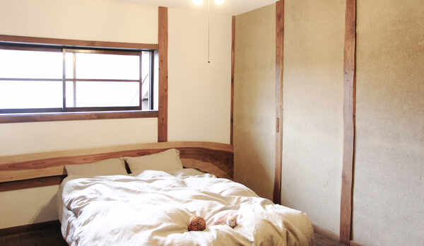 カラふるカネモ：二階客室