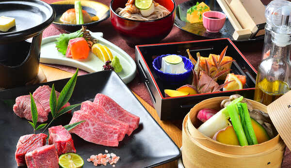 信州アルプス牛〜匠プラン〜①ヒレ60g／三角カルビ80g／赤身肉60g