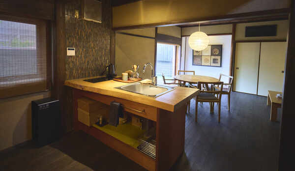 一棟貸し宿「多喜屋」　キッチン