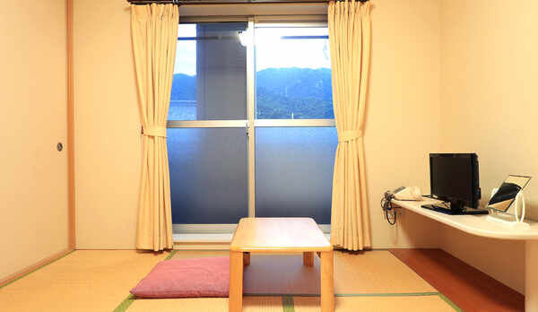 ☆【新館山側】海は見えませんが部屋の作りは海側と同じタイプ