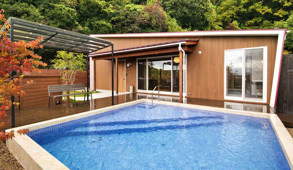 【HILL TOP】＜プライベートプール＞