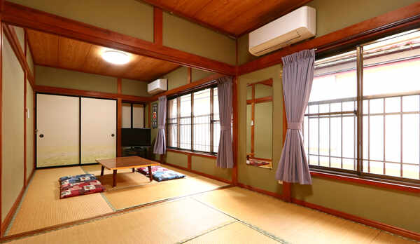和室6畳+6畳　二間のお部屋グループのお客様にオススメ