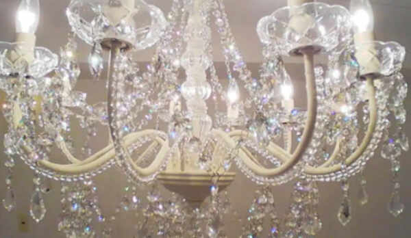 Swarovski Crystal 12 Light Chandelier (201Art)