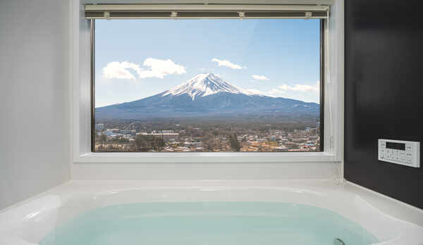 お風呂で富士山の絶景を