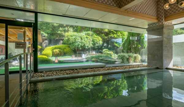 大浴場「きぬの夢」「鬼怒の砦」の2つの湯どころが男女入替制で湯めぐり満喫！