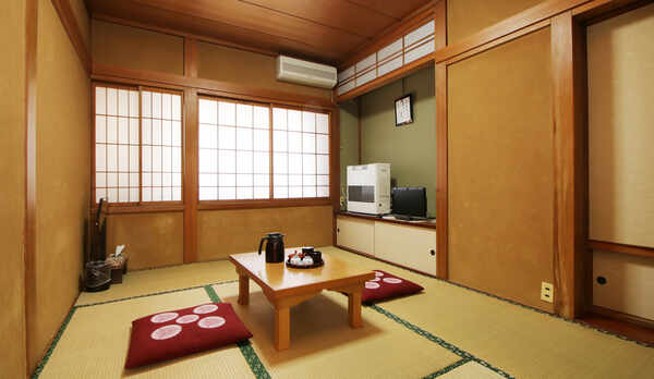 【６畳和室】一人旅やビジネスの方に人気のお部屋です。