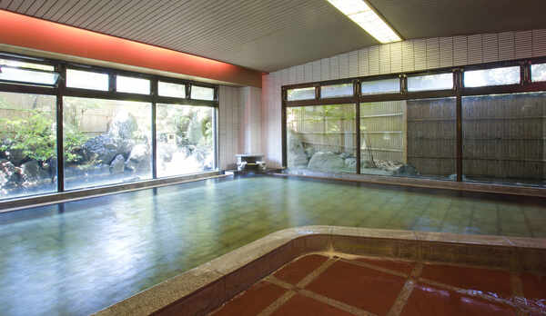 ■大浴場「紅柄」