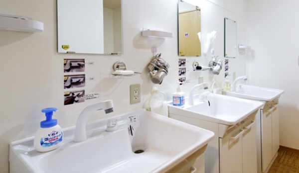 【洗面スペース】