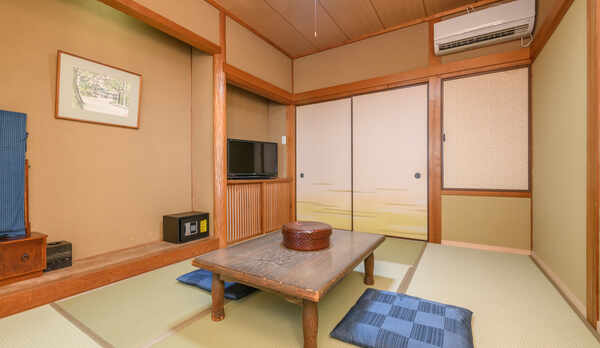 和室禁煙２人部屋（お部屋の一例）