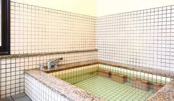 ご宿泊のお客様の状況により、男女別もしくは貸切でのご案内を致しております