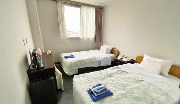 【快眠ルーム】低反発マットレストゥルースリーパーを導入しました。枕も低反発を使っております。