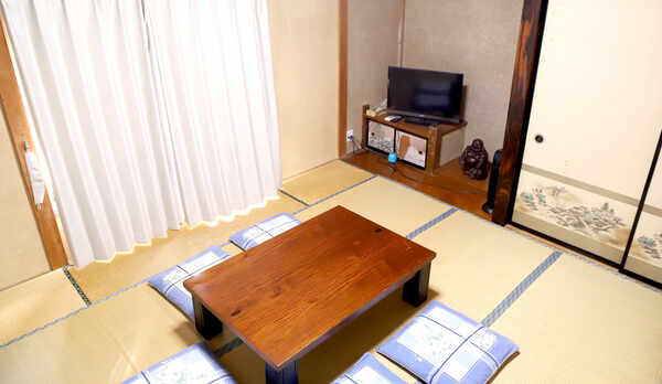 ・和室8畳　ご家族でのご滞在にオススメです