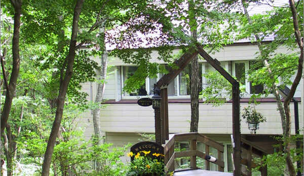 グリーンシーズンの「わんこと泊まれる宿　ＭＯＮ」那須高原の自然を満喫♪