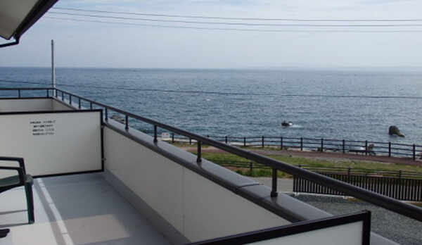 *客室一例／バルコニーからは水平線を一望！海に沈む夕陽もご覧になれますよ♪