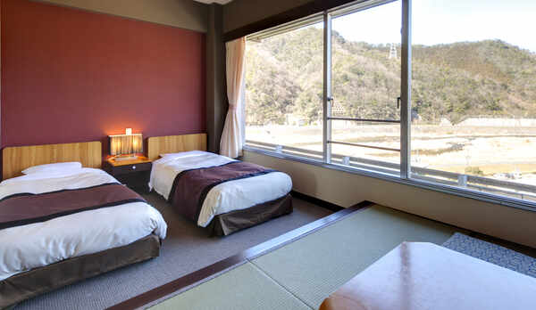 ◆【和洋室】6畳＋ツインベッド[24平米]