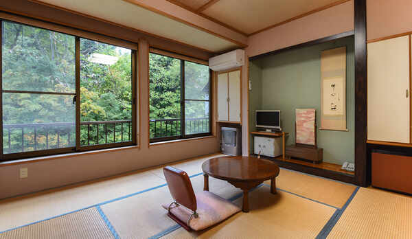 *【部屋】和室8畳バストイレなし