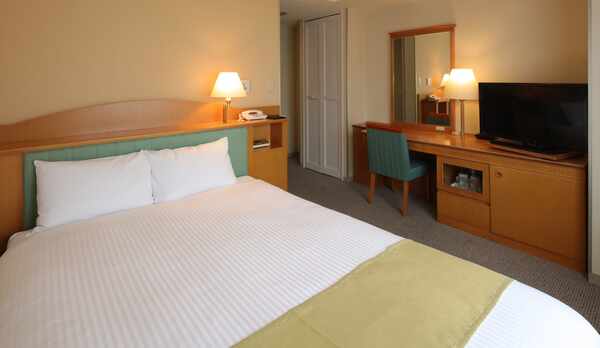 禁煙・喫煙セミダブルルーム（17平米）　ベッド幅　140CM