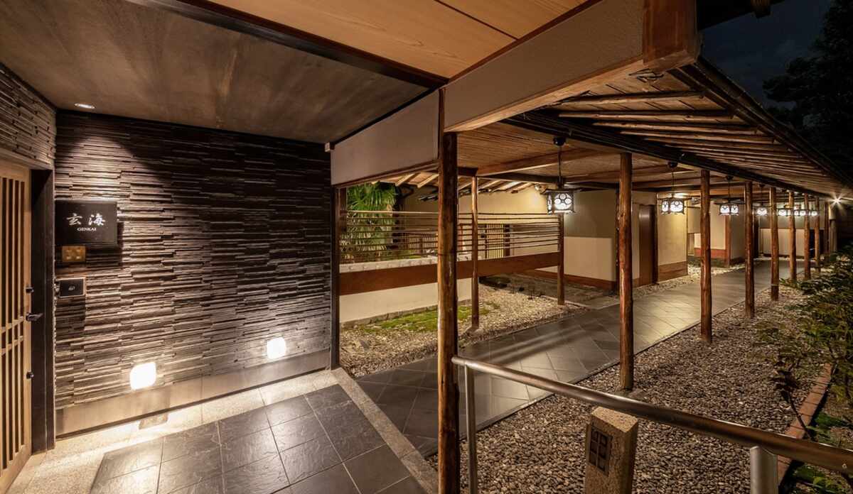 日本の宿百科 non-no 1990年 ホテル 旅館 周辺ガイド 初版 日本の宿百科 non-no 1990年 ホテル 旅館 周辺ガイド 初版
