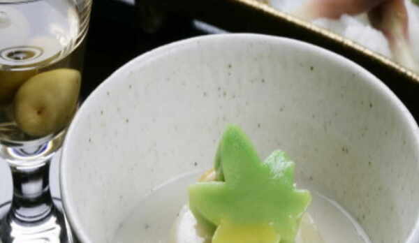 蒸し物(小玉ねぎのクリーム煮)