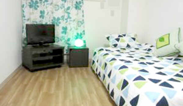 ・＜a-room例＞快適にお休みいただけるよう、寝具を清潔に保っています