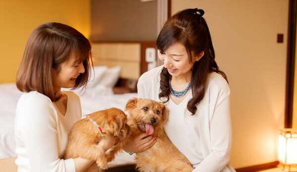 【ペット同伴専用客室】 小型犬(6㎏以下)で1室あたり2頭まで同伴可能です。※イメージ