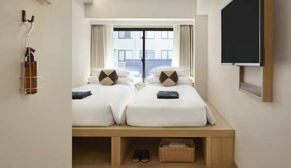  Comfy コンフィーツイン