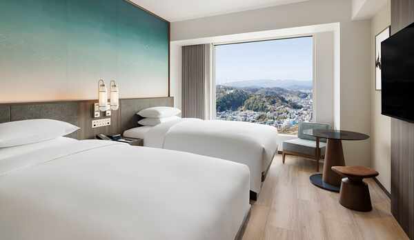 ■スーペリアルーム（ツイン）／ダブルサイズのベッド2台を備えた25平米のお部屋　※デイベッド無し