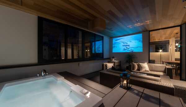 ２階　屋内テラス