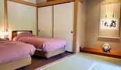 禁煙【一般客室】和室＋和室（ベッド2台）／バストイレつき