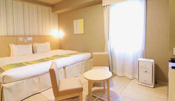 【ハリウッドツイン】ツインのベッドをつなげれば広々220cm幅のベッドへ♪　お子様連れでも安心